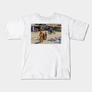 Market Scene Kids T-Shirt